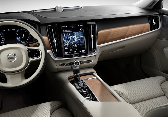 Νέο Volvo V90: Δεν είναι απλά luxury wagon αλλά o ηγέτης των Luxury wagon - εικόνα 3