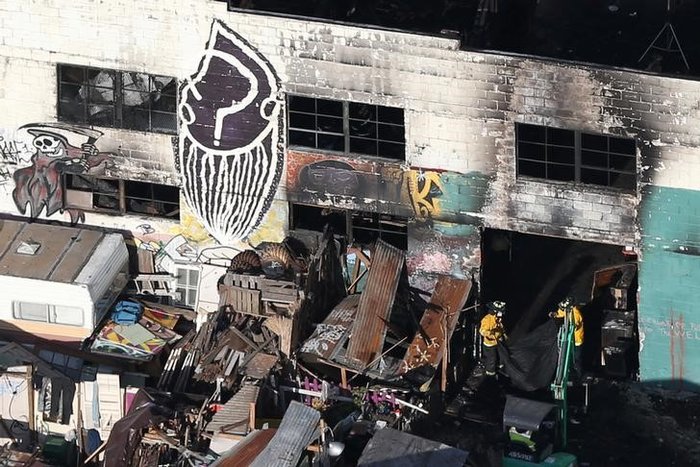 Toυλάχιστον 36 οι νεκροί από την πυρκαγιά στο Οκλαντ - εικόνα 2