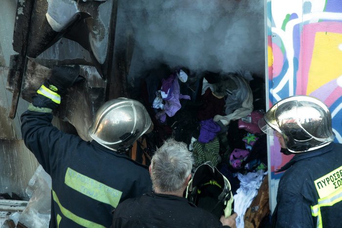 Μεγάλη πυρκαγιά σε βιοτεχνικό κτήριο στην Π. Ράλλη - εικόνα 4