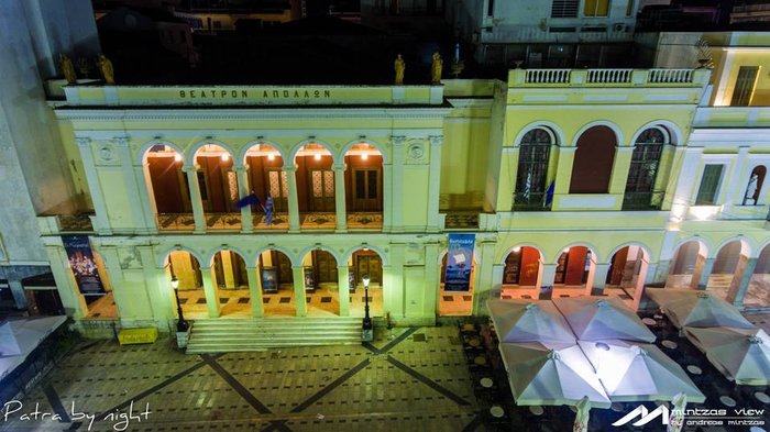 Ποια μεγάλη ελληνική πόλη στολίστηκε και είναι τόσο όμορφη από ψηλά; - εικόνα 10
