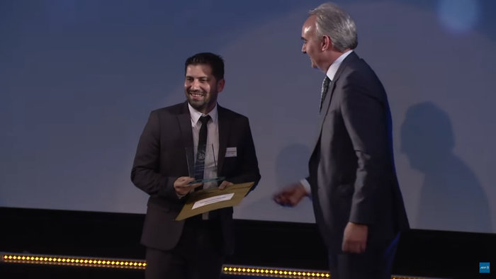 Διεθνής βράβευση για Ελληνα ρεπόρτερ: Το συγκλονιστικό βίντεό του