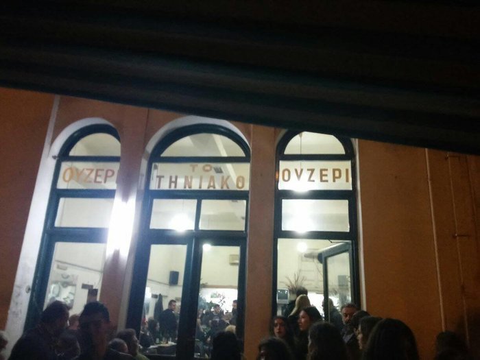 Η τελευταία βραδιά στο «Τηνιακό» πριν ρίξει αυλαία - εικόνα 3