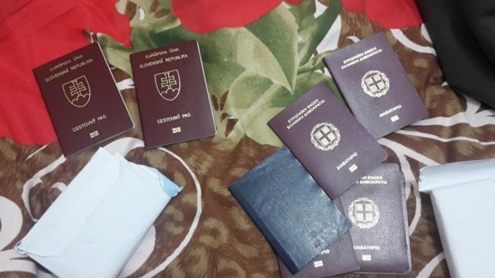 Η αντιτρομοκρατική αναζητά τον Αλγερινό πλαστογράφο τζιχαντιστών - εικόνα 2