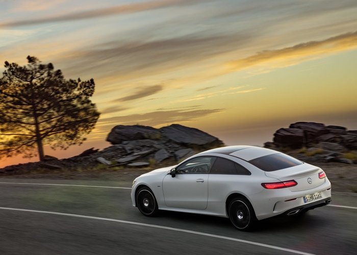 Αυτή είναι η Mercedes E Class Coupe: Το νέο αστέρι αποκαλύπτεται - εικόνα 2