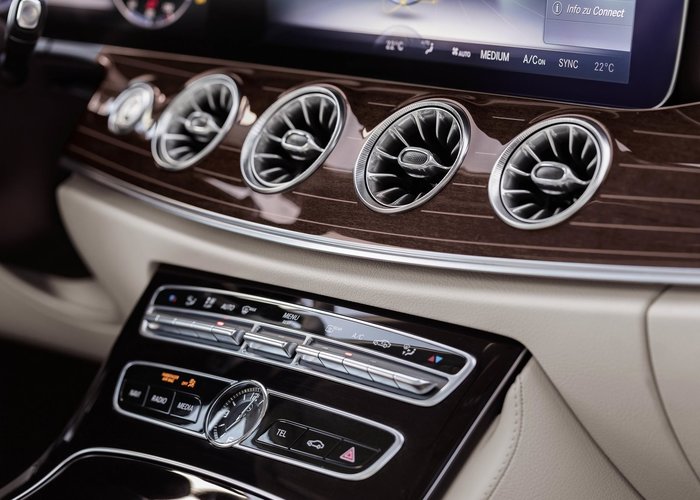 Αυτή είναι η Mercedes E Class Coupe: Το νέο αστέρι αποκαλύπτεται - εικόνα 4