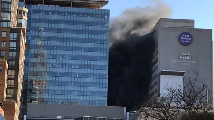 Μεγάλη πυρκαγιά μαίνεται σε νοσοκομείο του Μανχάταν - εικόνα 3