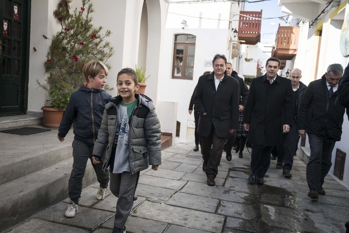 Η μπλόφα Τσίπρα, το «τείχος» των δανειστών και οι εκλογές