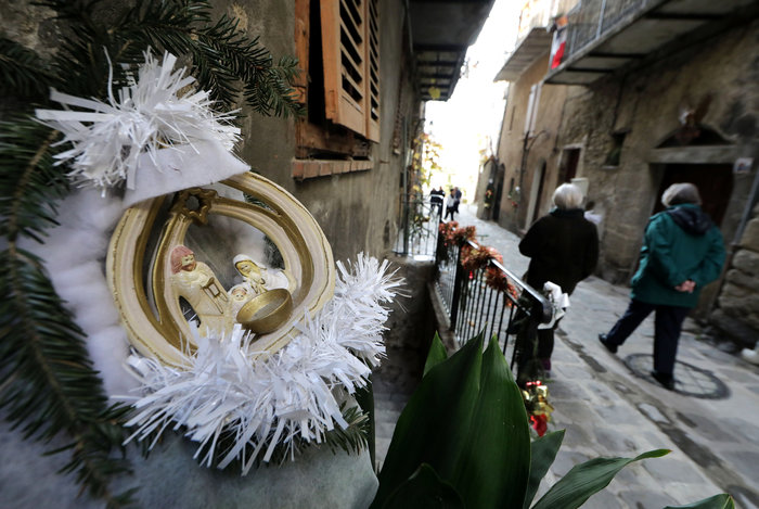 Λουσεράμ: Το ορεινό χωριό της Γαλλίας με τις 450 φάτνες - εικόνα 13