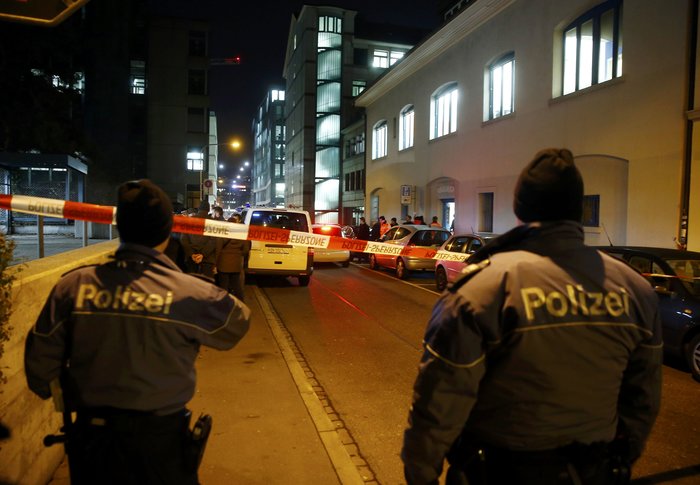Νεκρός ο δράστης της επίθεσης με πυροβολισμούς στην Ζυρίχη