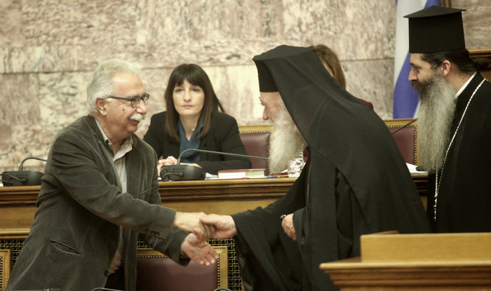 Παρών και ο διάδοχος του Ν.Φίλη υπουργός Κ. Γαβρόγλου