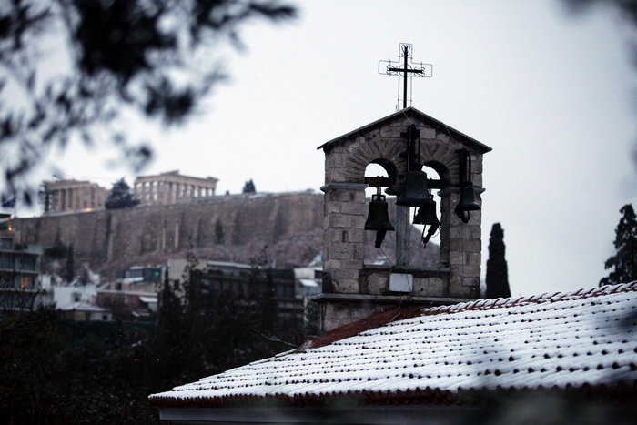 Χιόνια στην Αθήνα: Το έστρωσε ακόμη και στο Σύνταγμα - εικόνα 11