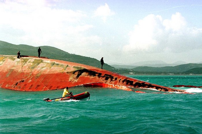 «Δύστος»: To ναυάγιο που συγκλόνισε το πανελλήνιο-Σαν σήμερα το 1996