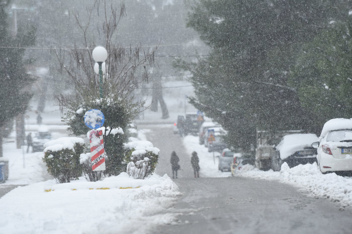 Σε ετοιμότητα για το δεύτερο κύμα του χιονιά και στην Αττική