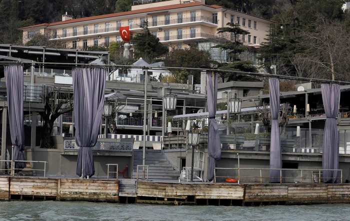 Κωνσταντινούπολη: Αυτό είναι το περίφημο Club Reina που «βάφτηκε» στο αίμα - εικόνα 8