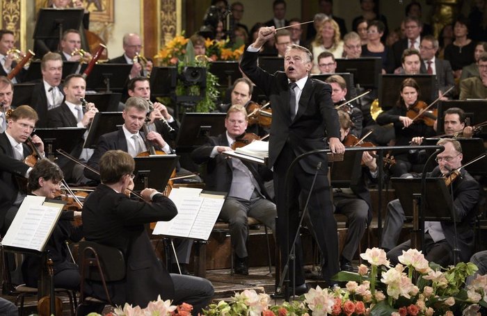 Ποδαρικό στο 2017 με τη συναυλία της Φιλαρμονικής ορχήστρας της Βιέννης