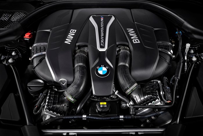 BMW 550i X Drive: To απόλυτο business car με 462 ίππους - εικόνα 3