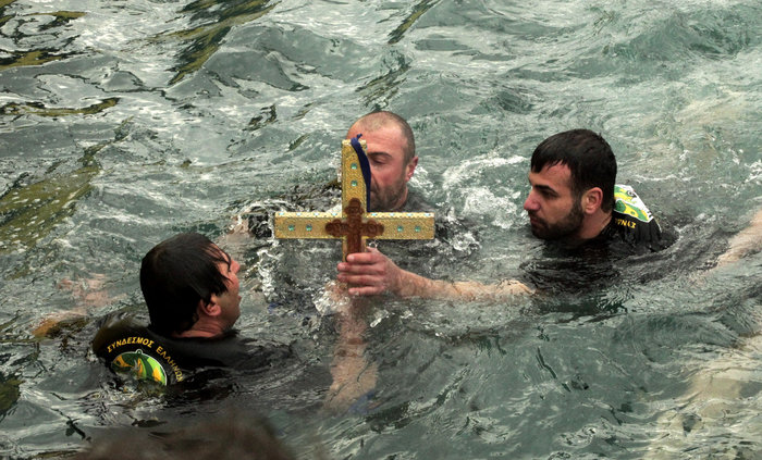 Σκόρπισε η πολιτική ηγεσία για να γιορτάσει τα Θεοφάνια   - φωτό - - εικόνα 22