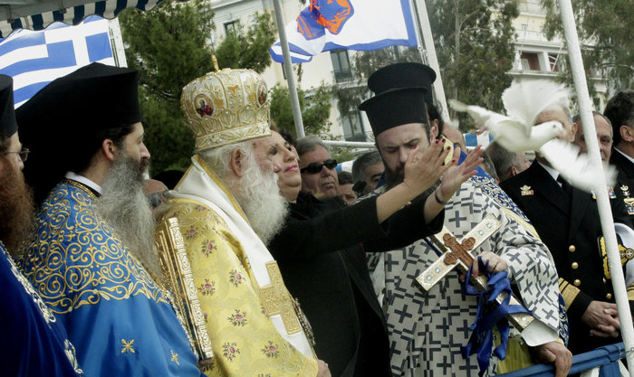 Σκόρπισε η πολιτική ηγεσία για να γιορτάσει τα Θεοφάνια   - φωτό - - εικόνα 20