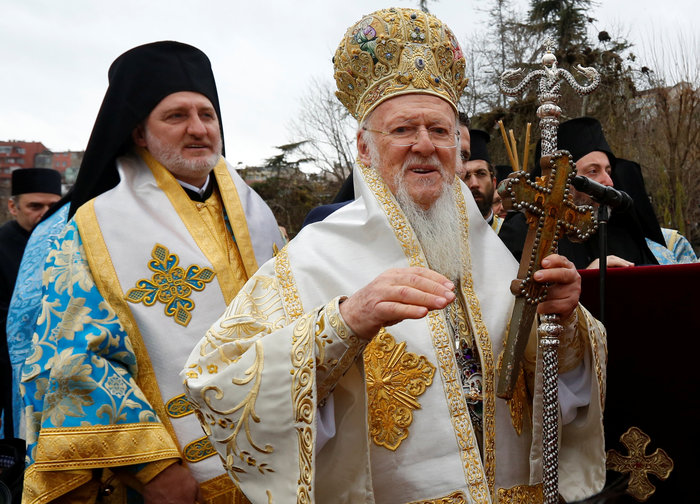 Τα Θεοφάνεια στην Κωνσταντινούπολη, βουτιά για το σταυρό στον Κεράτιο - εικόνα 5