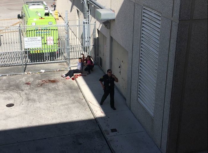 Μακελειό με πέντε νεκρούς στο αεροδρόμιο της Φλόριντα - εικόνα 2