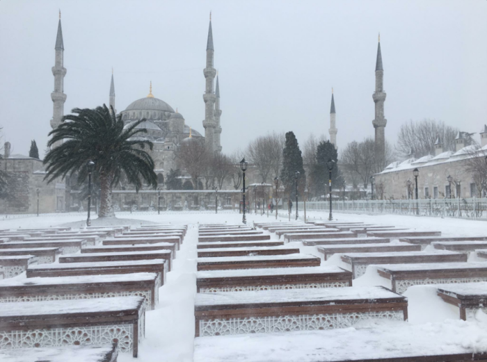 Κατάλευκη η Αγιά Σοφιά στην Κωνσταντινούπολη-Μοναδικές εικόνες - εικόνα 2