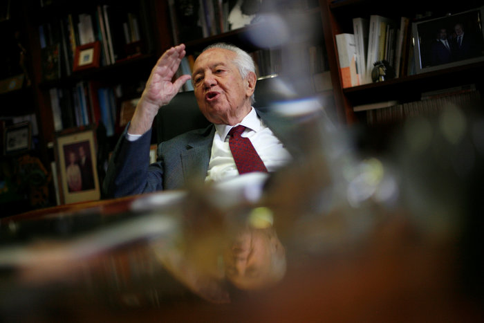 Πέθανε ο πρώην πρόεδρος της Πορτογαλίας Μάριο Σοάρες