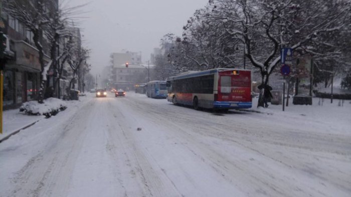 Σφοδρή χιονόπτωση στη Λάρισα, στους -7 ο υδράργυρος - εικόνα 5