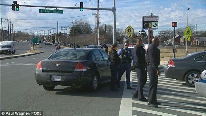 ΗΠΑ: Ενας μαθητής τραυματίστηκε από πυροβολισμούς κοντά σε σχολείο - εικόνα 2