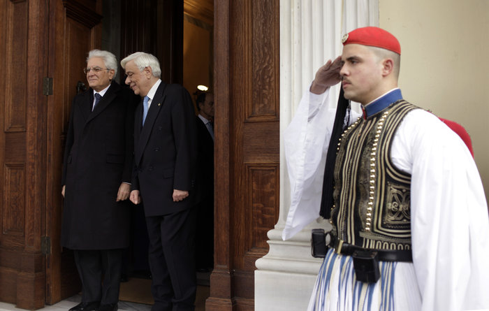 Στην Αθήνα ο ιταλός πρόεδρος, συναντήσεις με Παυλόπουλο - Τσίπρα - εικόνα 2