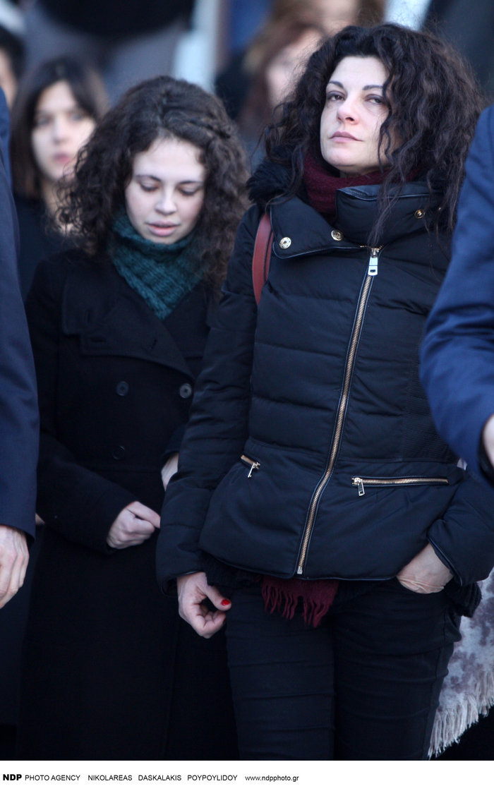 Συγγενείς και φίλοι είπαν το τελευταίο αντίο στον Αλέξη Μάρδα - εικόνα 2