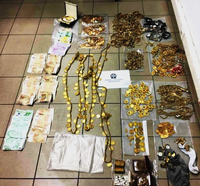 Η συμμορία των Αγλούπα-Ρομά είχε κλέψει το σπίτι του Π. Κωστόπουλου - εικόνα 3