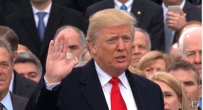 Καρέ-καρέ η ορκωμοσία του νέου προέδρου των ΗΠΑ Ντόναλντ Τραμπ