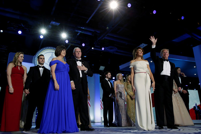 Ο χορός του προεδρικού ζεύγους με το «My Way» του Σινάτρα - εικόνα 14