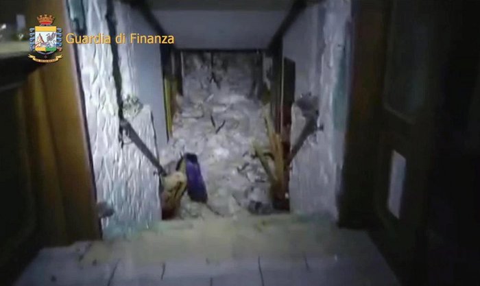 Ανασύρθηκαν ζωντανοί άλλοι 4 άνθρωποι από το ξενοδοχείο στην Ιταλία - εικόνα 2
