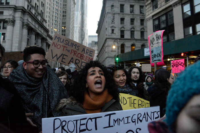 Οργή λαού στις ΗΠΑ για τo διάταγμα Τραμπ για τους μετανάστες - εικόνα 3