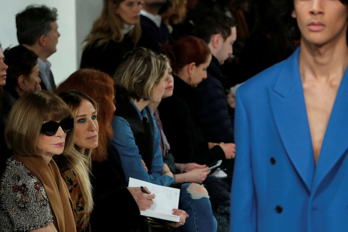 NY Fashion Week με πολιτικό μήνυμα. Το μεγάλο χαστούκι της μόδας στον Τραμπ - εικόνα 8