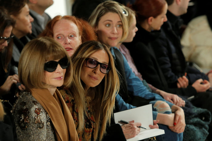 NY Fashion Week με πολιτικό μήνυμα. Το μεγάλο χαστούκι της μόδας στον Τραμπ - εικόνα 9