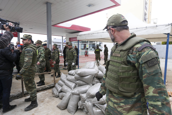 Εξουδετέρωσαν τη βόμβα των 250 κιλών στο Κορδελιό, σε εξέλιξη η μεταφορά - εικόνα 10