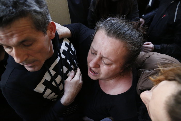 Ενταση και λιποθυμίες στο υπουργείο Υγείας [Εικόνες] - εικόνα 12