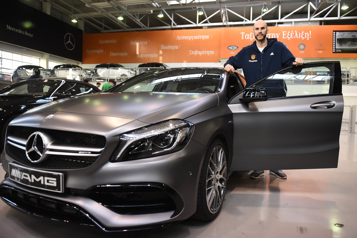 Mercedes Benz και ΚΑΕ Παναθηναϊκός προσφέρουν Χαμόγελα στα παιδιά