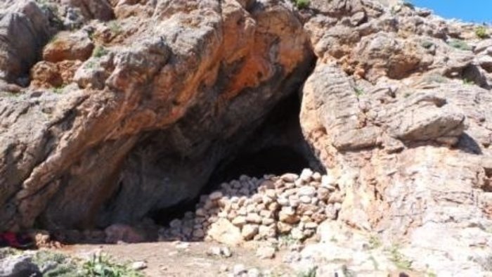 Κύκλωμα κρατούσε ομήρους 113 μετανάστες μέσα σε σπηλιές - εικόνα 3