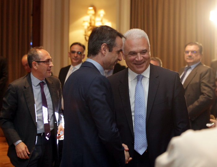 Κυριάκος Μητσοτάκης: "Κεντρική πολιτική επιλογή μας η μείωση των φόρων"