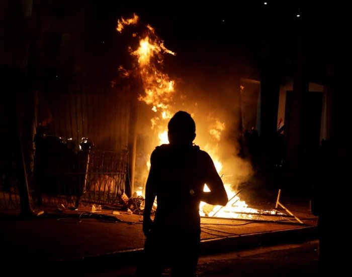 Κατάληψη και φωτιά στο Κογκρέσο της Παραγουάης (ΦΩΤΟ) - εικόνα 4