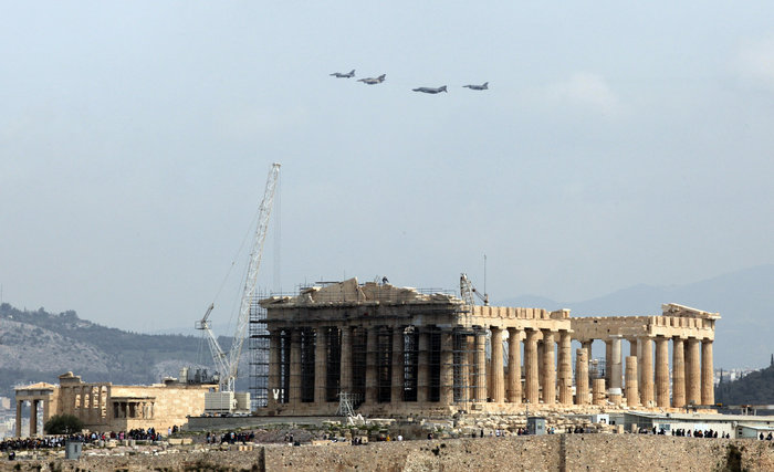 Γιατί πέταξαν μαχητικά αεροσκάφη πάνω από την Ακρόπολη; - εικόνα 3
