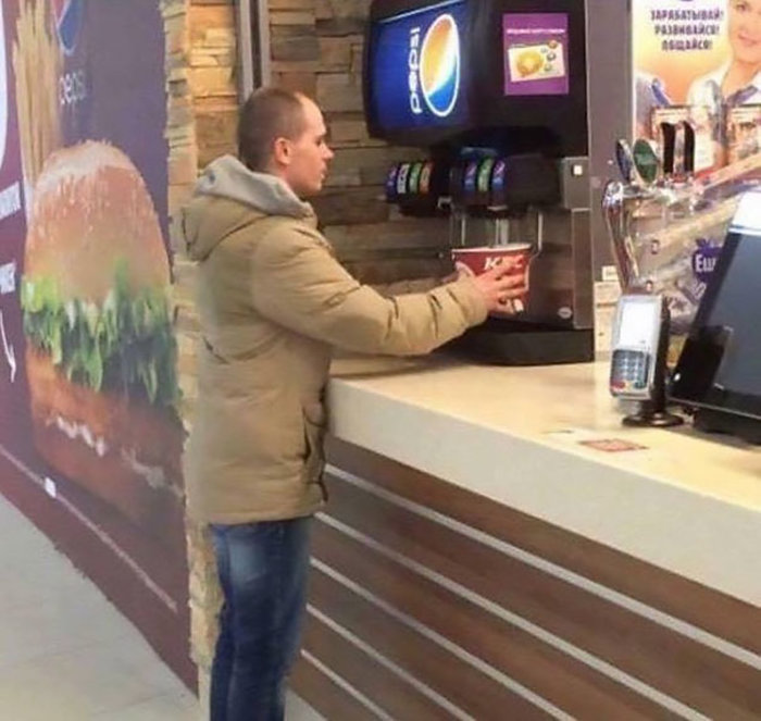 Ο Θεός όλων