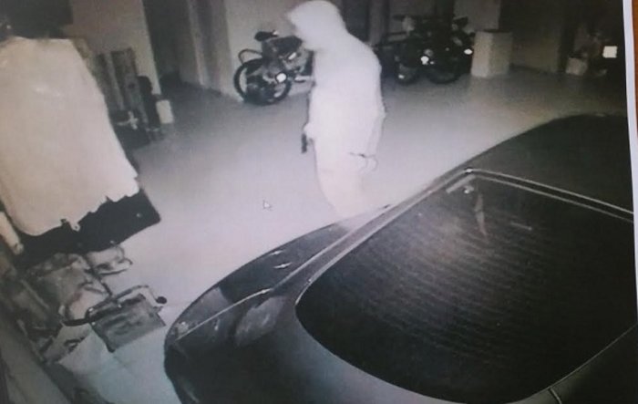 Πρώτο τραπέζι πίστα στο μαγαζί του Βέρτη οι ληστές - [νέες εικόνες] - εικόνα 3