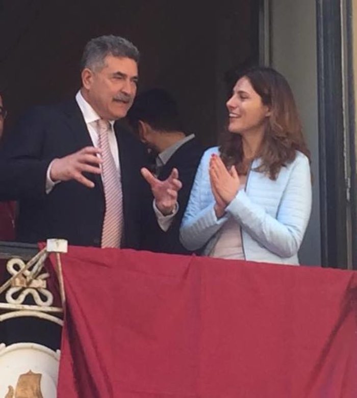 Ο άκομψος χαβαλές του Τσίπρα με τον Σόιμπλε στην Κέρκυρα video - εικόνα 2