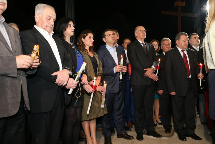 «Ατακτη» υποχώρηση μπροστά στο Αγ.Φως για βουλευτή του ΣΥΡΙΖΑ - εικόνα 2