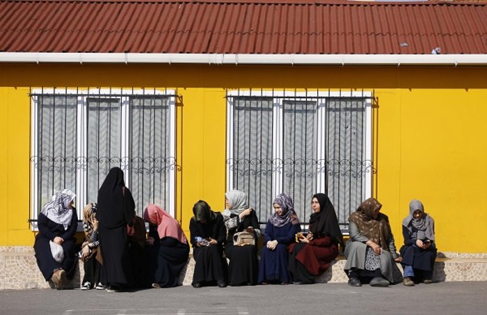 Οι δύο κόσμοι της Τουρκίας συναντώνται πάνω από τις κάλπες φωτό - εικόνα 11
