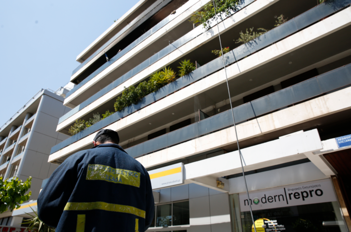 Ηλικιωμένη κάηκε ζωντανή σε διαμέρισμα στους Αμπελόκηπους - εικόνα 4